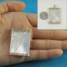 Load image into Gallery viewer, 14k Yellow Gold Greek Key Mother of Pearl Board Pendant Necklace