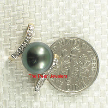 Load image into Gallery viewer, 14k Yellow Gold Twin-Bar Black Tahitian Pearl Pendant
