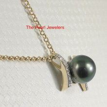 Load image into Gallery viewer, 14k Yellow Gold Twin-Bar Black Tahitian Pearl Pendant