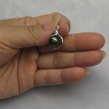 Load image into Gallery viewer, 14k White Gold Diamond &amp; Black Tahitian Pearl Pendant
