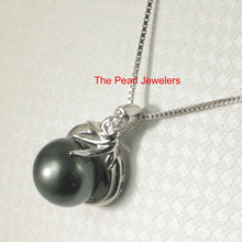 Load image into Gallery viewer, 14k White Gold Diamond &amp; Black Tahitian Pearl Pendant