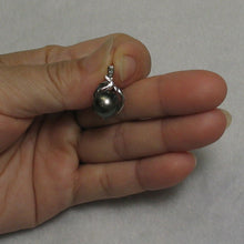 Load image into Gallery viewer, 14k White Gold Feather Black Tahitian Pearl Pendant