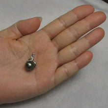 Load image into Gallery viewer, 14k White Gold Feather Black Tahitian Pearl Pendant