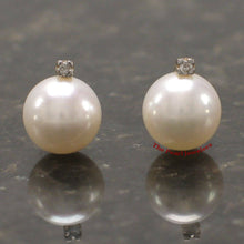 Load image into Gallery viewer, 14k Yellow Gold Diamond &amp; White Pearl Stud Earrings
