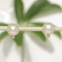Load image into Gallery viewer, 14k Yellow Gold Diamond &amp; White Pearl Stud Earrings