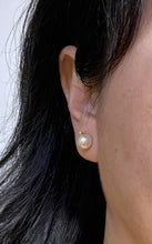 Load image into Gallery viewer, 14k Yellow Gold Diamond &amp; White Pearl Stud Earrings