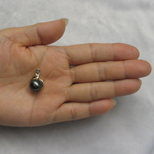 Load image into Gallery viewer, 14k Yellow Gold Feather Black Tahitian Pearl Pendant