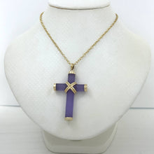Load image into Gallery viewer, 14k Solid Yellow Gold Hand 7 mm Column Lavender Jade Christian Cross Pendant