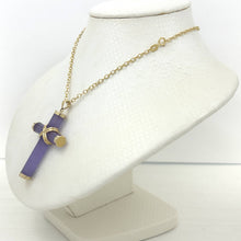 Load image into Gallery viewer, 14k Solid Yellow Gold Hand 7 mm Column Lavender Jade Christian Cross Pendant
