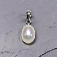 Load image into Gallery viewer, AAA White Freshwater Pearl Pendant – 14k White Gold