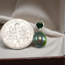Load image into Gallery viewer, AAA Black Freshwater Pearl Pendant – 14k White Gold Box Chain