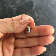 Load image into Gallery viewer, AAA Black Pearl Pendant – 14k Yellow Gold Claw Cap