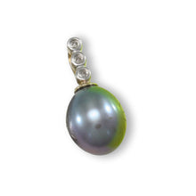 Load image into Gallery viewer, Black Pearl Pendant – 14k Yellow Gold + Diamond