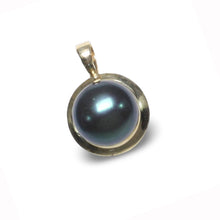 Load image into Gallery viewer, Black Pearl Pendant – 14k Yellow Gold Encircles Design