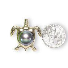 Load image into Gallery viewer, Black Pearl Turtle Pendant – 14k Yellow Gold (Hawaiian Honu)