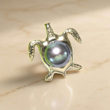 Load image into Gallery viewer, Black Pearl Turtle Pendant – 14k Yellow Gold (Hawaiian Honu)
