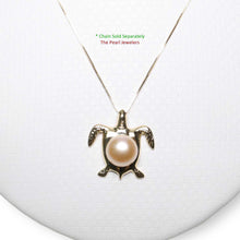 Load image into Gallery viewer, Pink Pearl Turtle Pendant – 14k Yellow Gold (Hawaiian Honu)