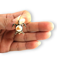 Load image into Gallery viewer, Pink Pearl Turtle Pendant – 14k Yellow Gold (Hawaiian Honu)