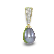 Load image into Gallery viewer, Black Pearl Pendant – 14k Yellow Gold + 7 Diamonds