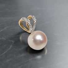 Load image into Gallery viewer, Pink Pearl Pendant with Diamond – 14k Yellow Gold Rabbit-Ear Bail