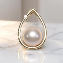 Load image into Gallery viewer, Lavender Pearl Raindrop Pendant with Diamond – 14k Yellow Gold