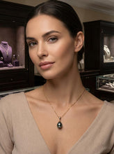 Load image into Gallery viewer, Black Pearl Pendant – 14k Yellow Gold with Claw Setting