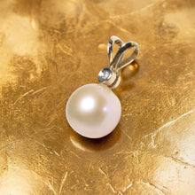 Load image into Gallery viewer, Pink Pearl Pendant – 14k Yellow Gold with Diamond Bail