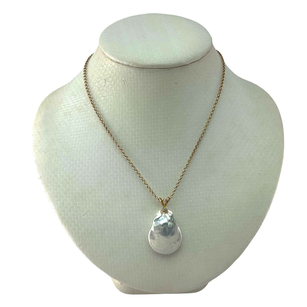 14kt Yellow Gold Rabbit-Ear Diamond Bail Baroque Coin Pearl Pendant