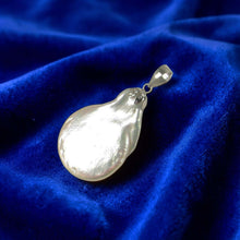 Load image into Gallery viewer, Freshwater Coin Pearl Pendant – 14k White Gold Bail