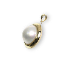 Load image into Gallery viewer, 14K Yellow Gold White Mabe Pearl Pendant – Encircles Design