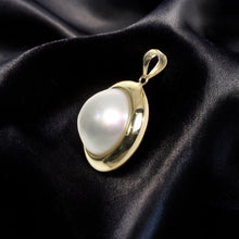Load image into Gallery viewer, 14K Yellow Gold White Mabe Pearl Pendant – Encircles Design