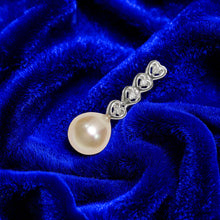 Load image into Gallery viewer, Pink Pearl Pendant – 14k White Gold Diamond Hearts Design