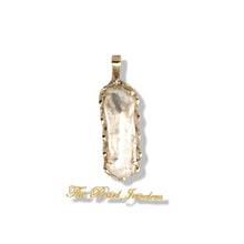 Load image into Gallery viewer, Baroque Biwa Pearl Pendant – 14k Yellow Gold with Diamond Accent
