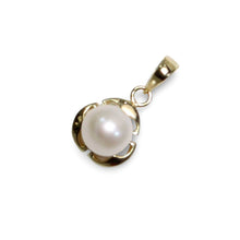 Load image into Gallery viewer, White Pearl Pendant – 14k Yellow Gold Circle Leaf Design