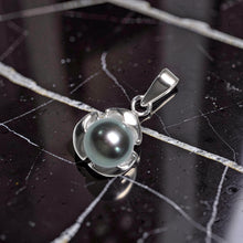 Load image into Gallery viewer, Black Pearl Leaf Pendant – 14k White Gold Three-Leaf Design