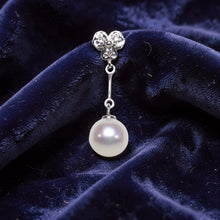Load image into Gallery viewer, 14k White Gold Triple Hearts Bail Pearl Pendant