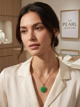 Load image into Gallery viewer, 14k Gold Green Jade Heart Pendant