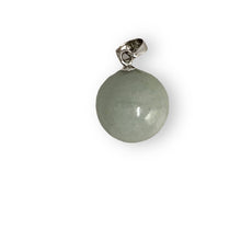 Load image into Gallery viewer, 14k Solid White Gold Celadon Green Round Jade Pendant Necklace