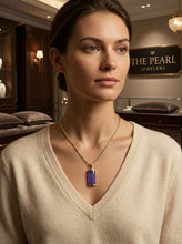 Load image into Gallery viewer, 14k Gold Curve Lavender Jade Pendant