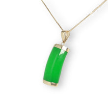 Load image into Gallery viewer, 14k Gold Curve Green Jade Pendant