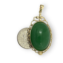Load image into Gallery viewer, 14k Yellow Gold Cabochon Cut Green Jade Pendant Necklace