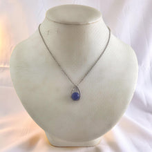 Load image into Gallery viewer, Lavender Jade Raindrop Pendant with Diamond – 14k White Gold
