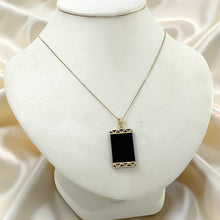 Load image into Gallery viewer, 14KT Yellow Gold Greek Key Bar Black Onyx Board Pendant Necklace