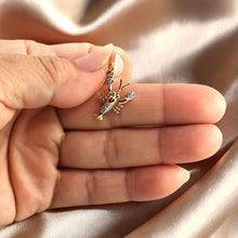 Load image into Gallery viewer, 14k Solid Yellow Gold Lobster Diamond Pendant Necklace