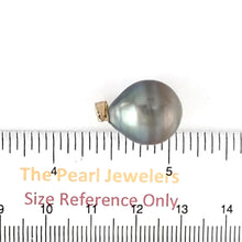 Load image into Gallery viewer, 14k Yellow Gold Raindrop Shaped Tahitian Pearl Pendant