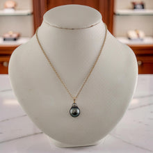 Load image into Gallery viewer, Baroque Tahitian Pearl Blue Green Gray14K Yellow Gold Pendant