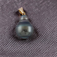 Load image into Gallery viewer, Baroque Tahitian Pearl Blue Green Gray14K Yellow Gold Pendant
