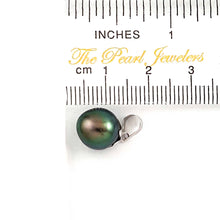 Load image into Gallery viewer, Green Tahitian Pearl Flower Cap Pendant