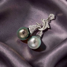 Load image into Gallery viewer, 14k White Gold Dolphin-Design Tahitian Pearl Pendant