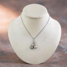Load image into Gallery viewer, 14k White Gold Blue &amp; Grey Tahitian Pearl Dolphin Pendant